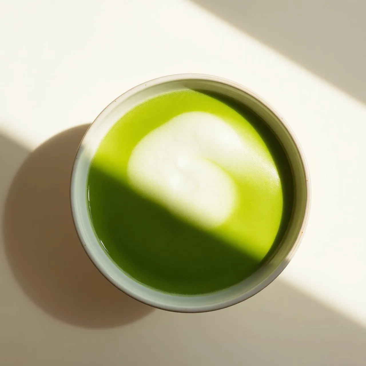 上から見た抹茶一杯
